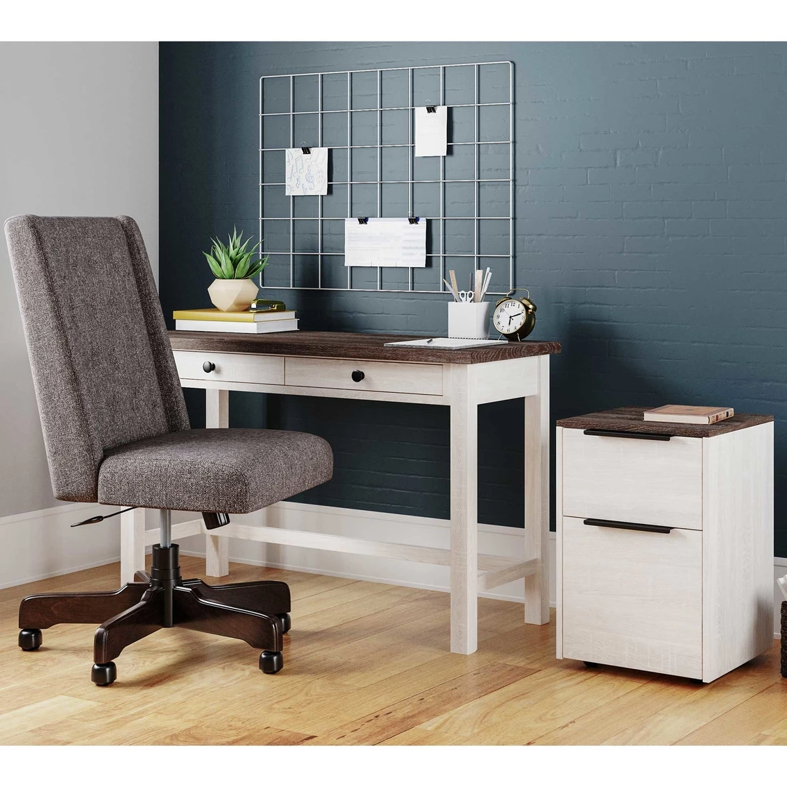 Promo 𧨠Signature Design By Ashley Dorrinson File Cabinet ⨠6 Promo 𧨠Signature Design By Ashley Dorrinson File Cabinet ⨠- Image 4