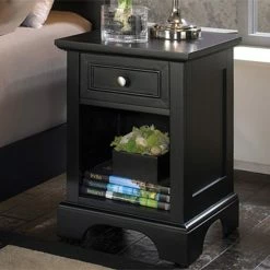 Brand new 👍 Home Styles Bedford 1 Drawer Nightstand 💯